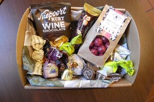 Geschenkschale für Schokoladenpräsente, Schokoladengeschenk in Dresden